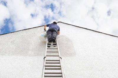 Peinture extérieure à Saint-Vincent-du-Pendit — façades et ravalement